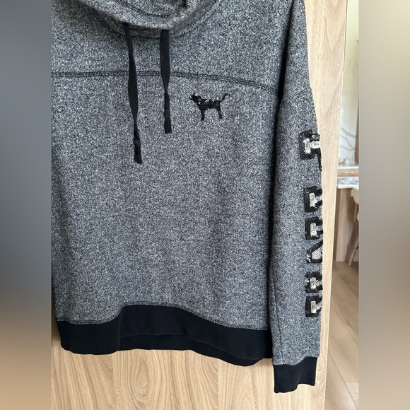 Pink Victoria’s Secret Women’s Sweater Pullover Cowl Neck Bling Sequins XS extra - Picture 2 of 7